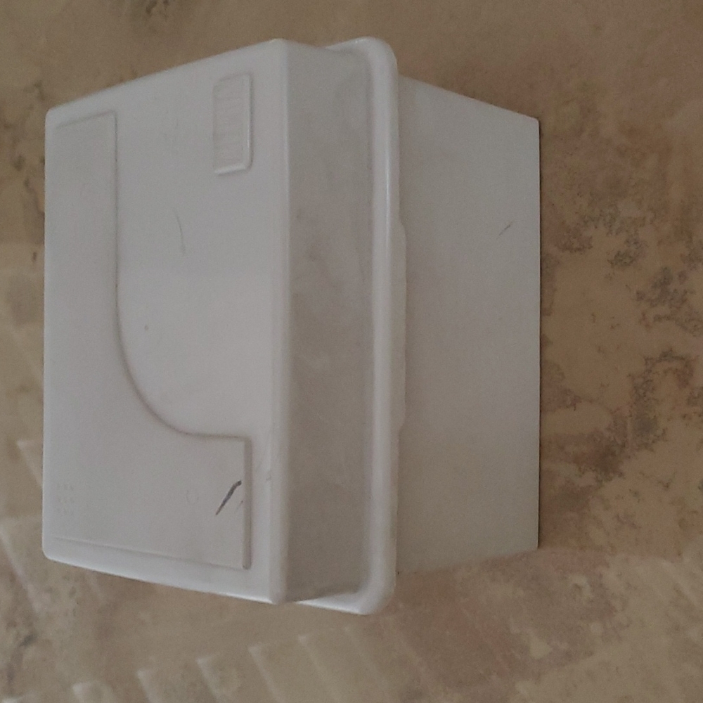 SALE! Cream bin